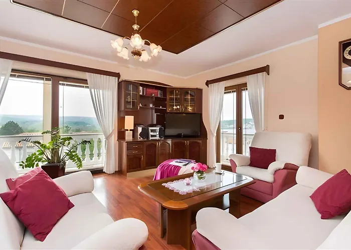 Apartment In - Insel Krk 12500 *